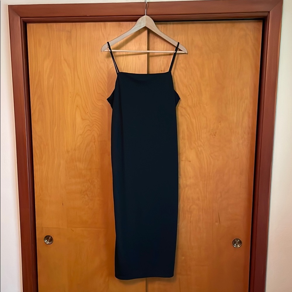 H&M spaghetti strap black dress | size medium